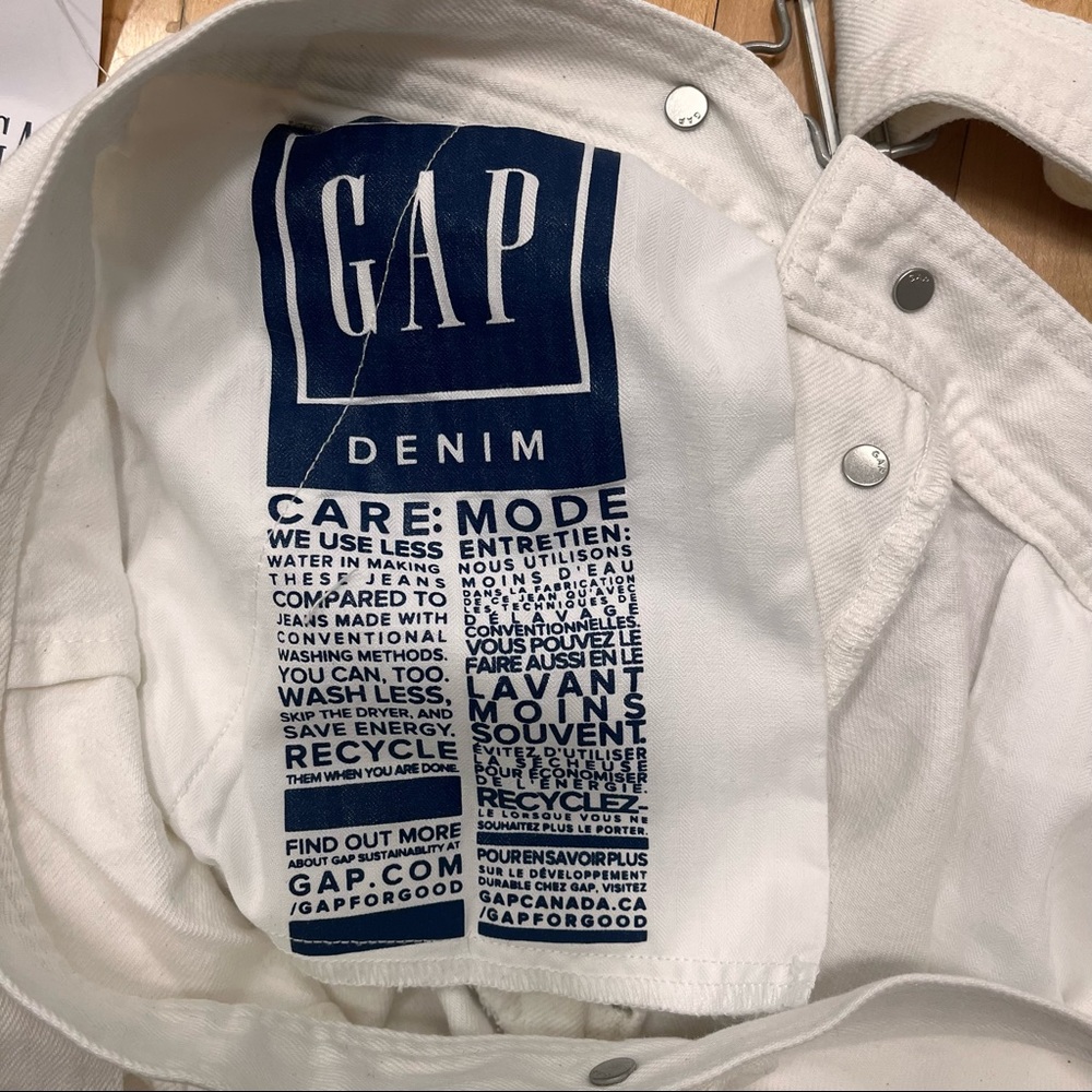 β¨HPβ¨*white* Gap wide leg suspender jeans. 6P, 28. Soft! NWT. Open to offers π - Picture 8 of 14